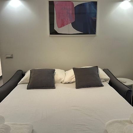 Nomentana White Apartments By Ghor Рим Екстер'єр фото